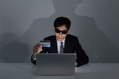 この店で買っても大丈夫？ ネットショップの詐欺サイト判別法.